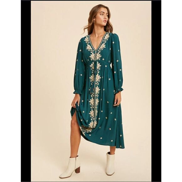 In Loom Hazel Embroidered Bohemian all over speckled floral M - Picture 1 of 12